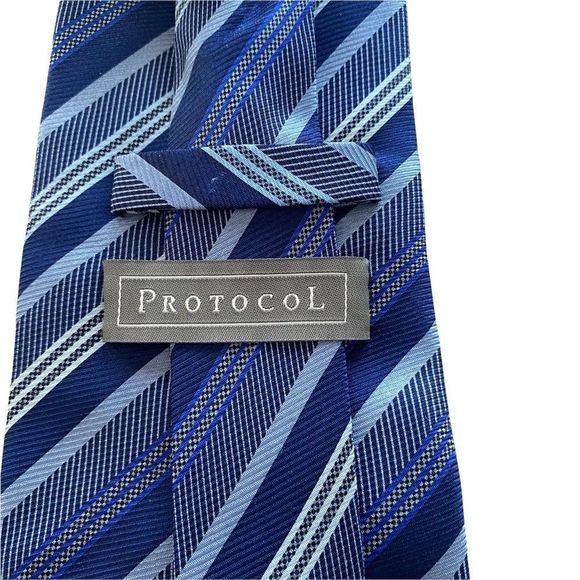 COPY - 3/men’s ties all in excellent condition - Picture 4 of 4